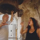 Un concierto reúne a Llorenç Barber, Montserrat Palacios y las campanas de cuatro pueblos de León | Caludia Gambadoro Un concierto reúne a Llorenç Barber, Montserrat Palacios y las campanas de cuatro pueblos de León | Caludia Gambadoro