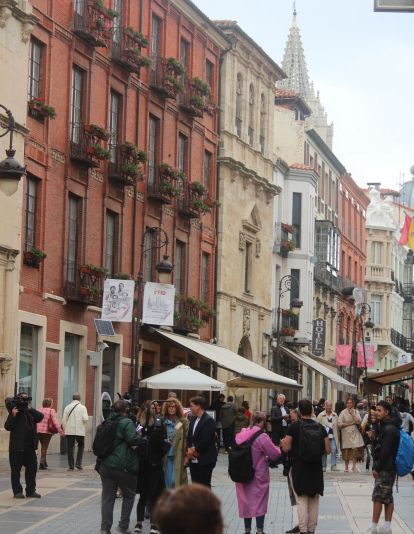 Xuso Jones grabando 'Lo sabe, no lo sabe' en León