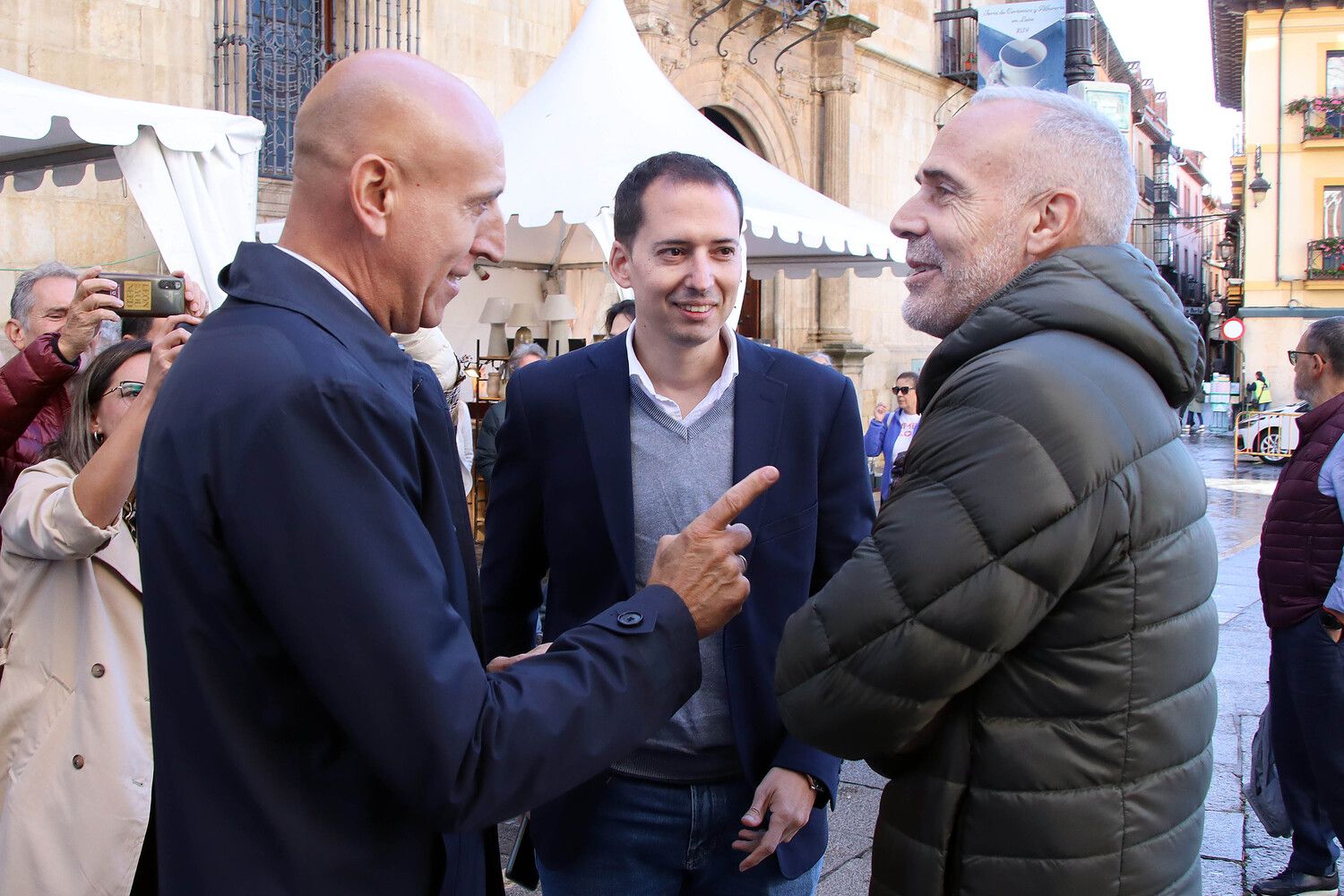 Inauguración de la XLIV Feria de Alfarería y Artesanía de la Ciudad de León