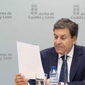 Eduardo Margareto, ICAL | El consejero de Economía y Hacienda y portavoz, Carlos Fernández Carriedo