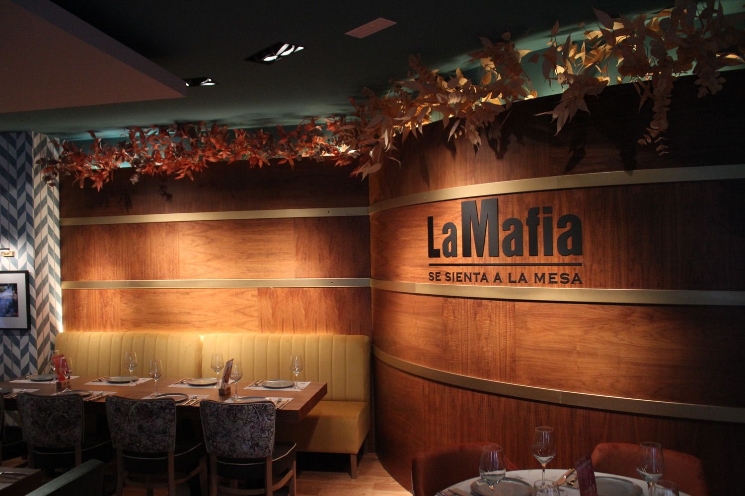 Inauguración del nuevo restaurante en León,  "La Mafia se Sienta a la Mesa"