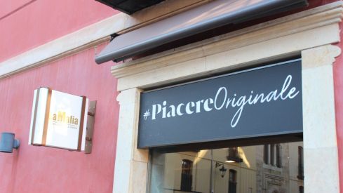 Inauguración del nuevo restaurante en León,  "La Mafia se Sienta a la Mesa"