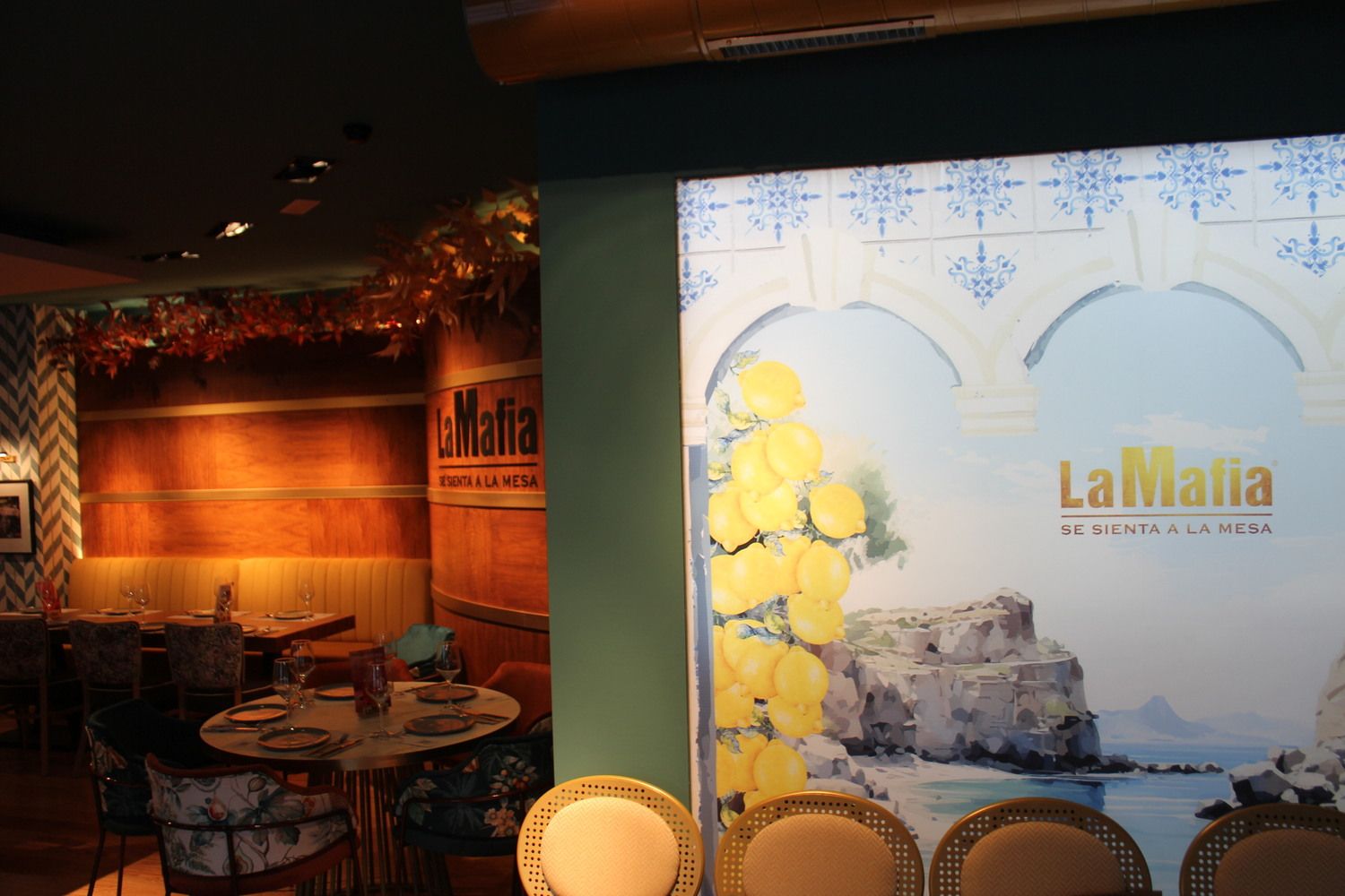 Inauguración del nuevo restaurante en León,  "La Mafia se Sienta a la Mesa"