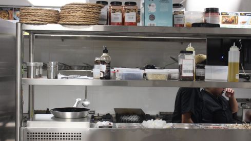 Inauguración del nuevo restaurante en León,  "La Mafia se Sienta a la Mesa"