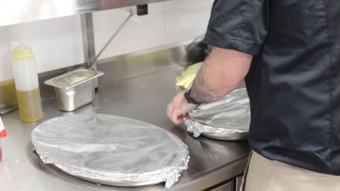 Inauguración del nuevo restaurante en León,  "La Mafia se Sienta a la Mesa"