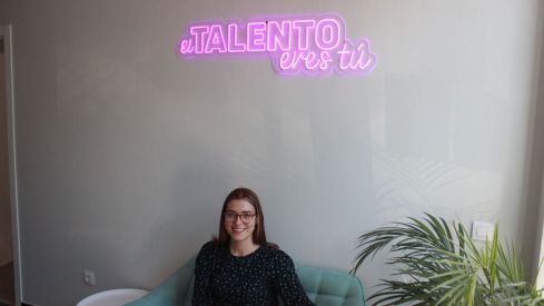 Inauguración del Centro de Estudios Luna de León