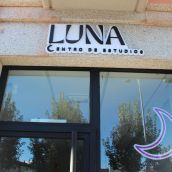 Centro de Estudios Luna: La nueva academia tecnologica de León