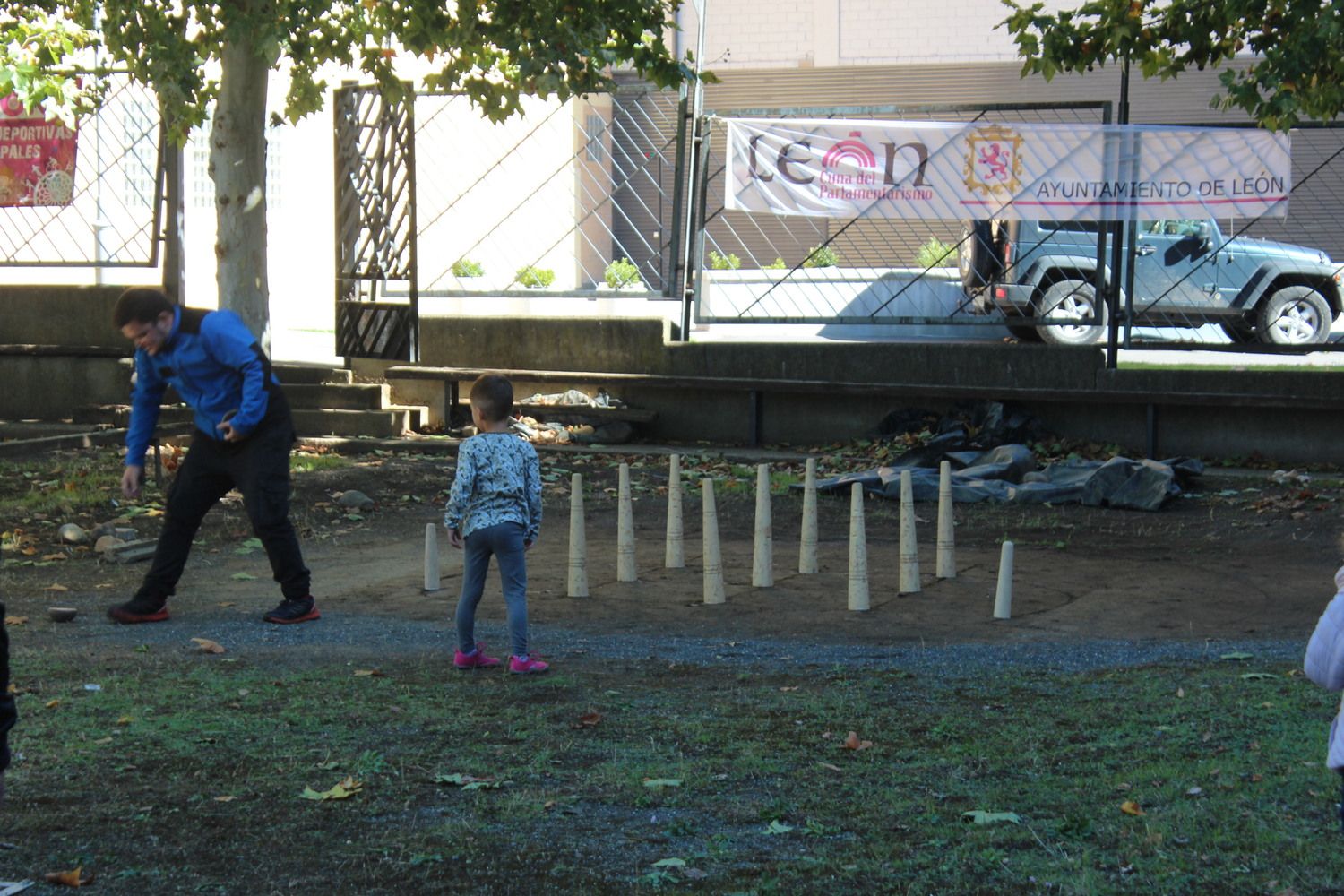 Jornada de juegos tradicionales para niños en León