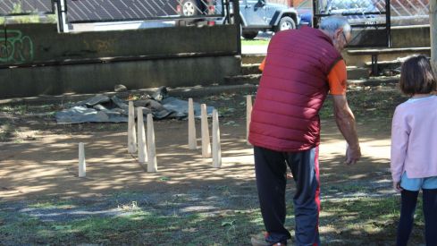 Jornada de juegos tradicionales para niños en León