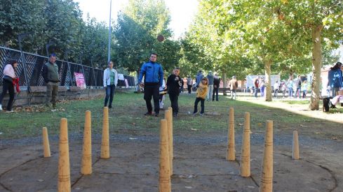 Jornada de juegos tradicionales para niños en León