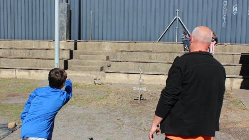 Jornada de juegos tradicionales para niños en León