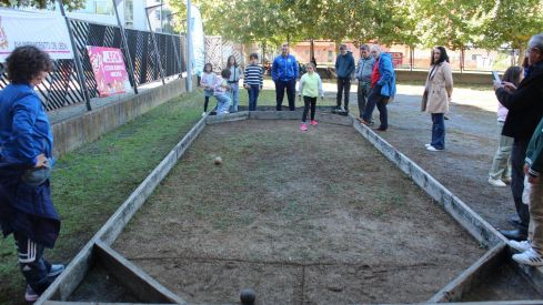 Jornada de juegos tradicionales para niños en León