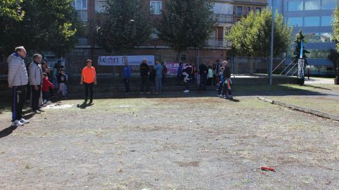 Jornada de juegos tradicionales para niños en León