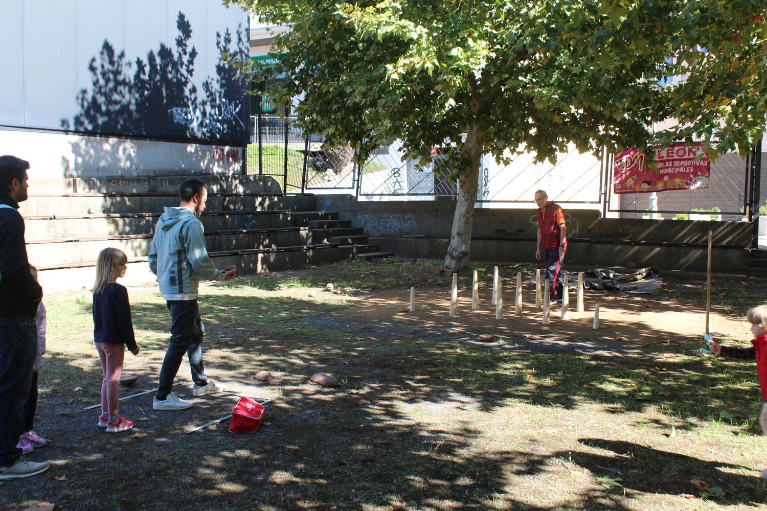 Jornada de juegos tradicionales para niños en León