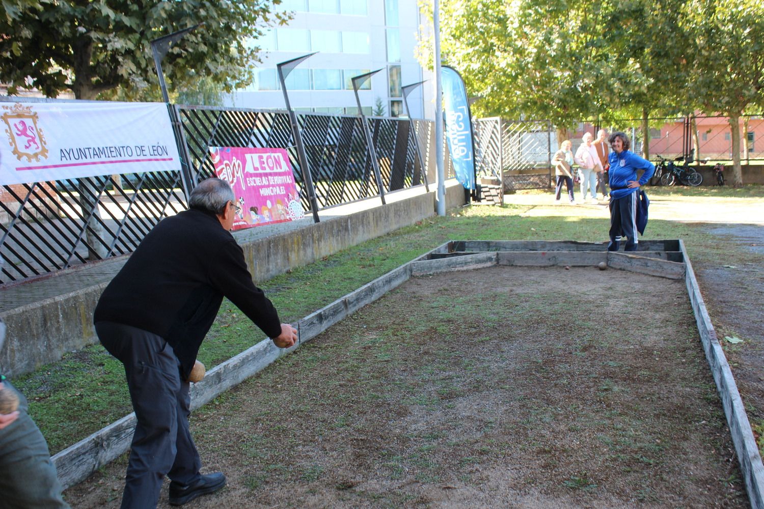 Jornada de juegos tradicionales para niños en León