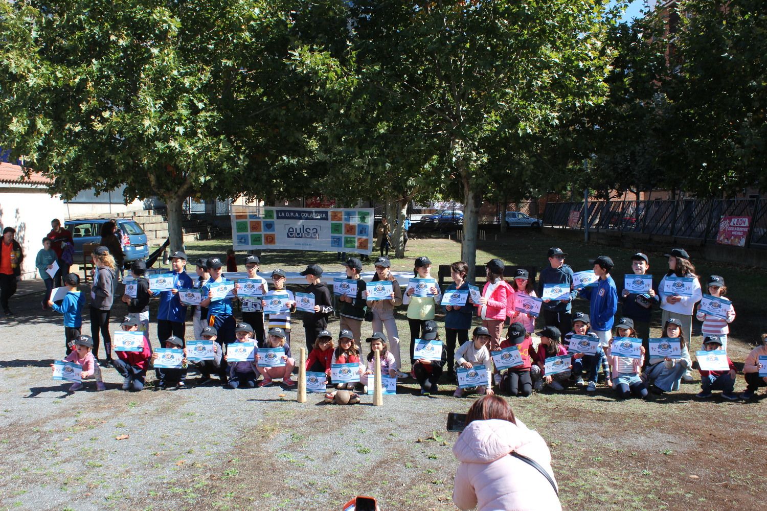 Jornada de juegos tradicionales para niños en León