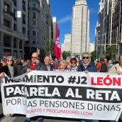Abogados y procuradores de León reivindican las "pensiones dignas" en Madrid | Imagen cedida a Infobierzo