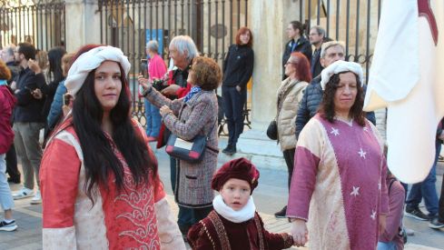 Representación del tributo de las 100 doncellas de León