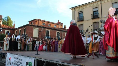 Representación del tributo de las 100 doncellas de León