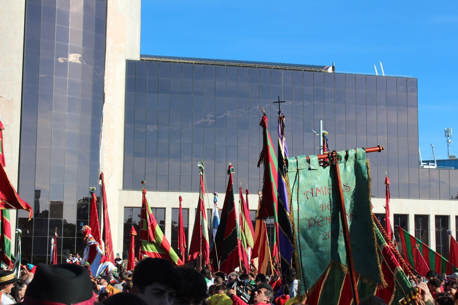 Desfile de Pendones leoneses en las Fiestas de San Froilán de León