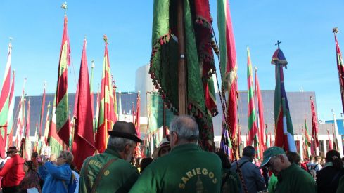 Desfile de Pendones leoneses en las Fiestas de San Froilán de León