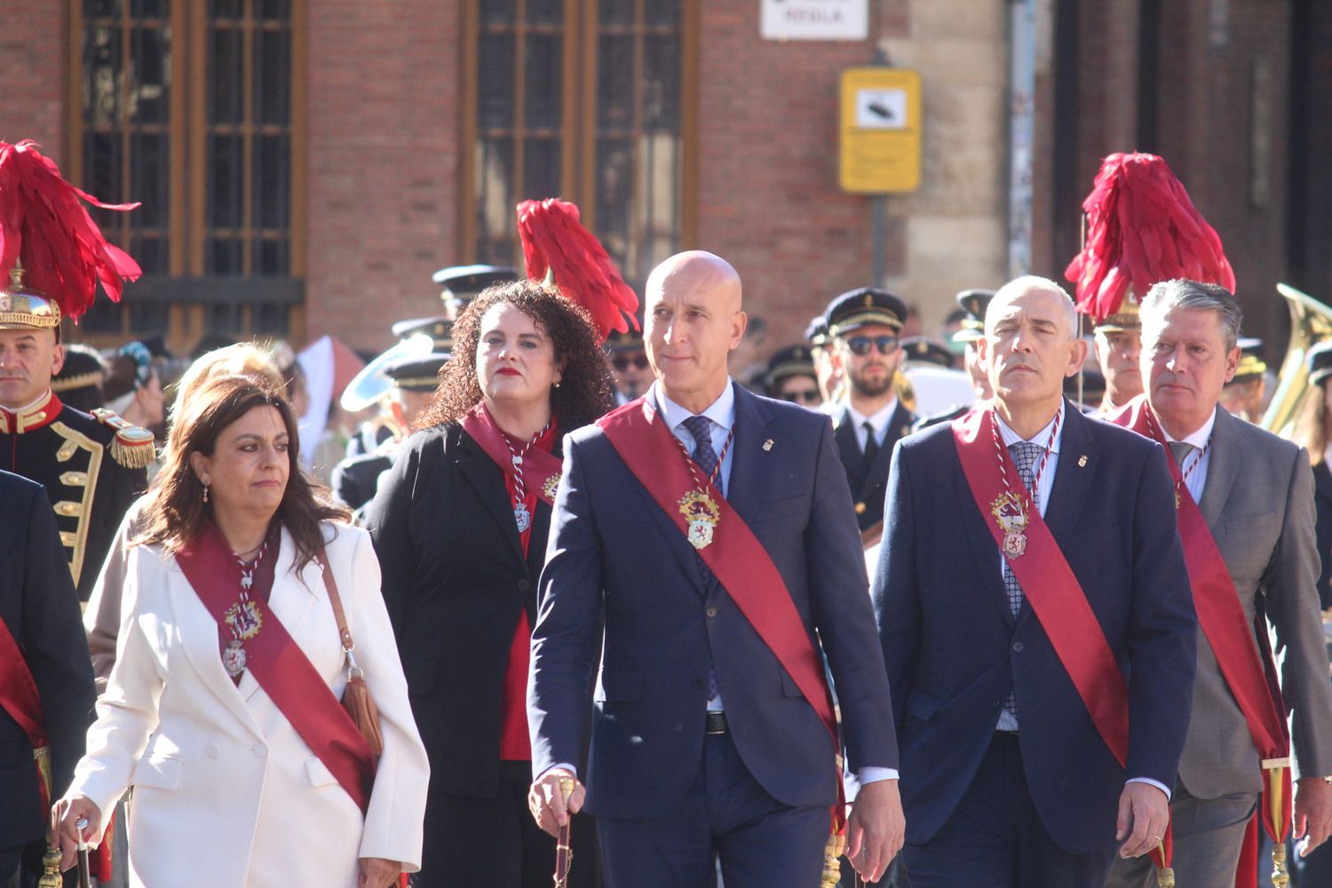 Foro u Oferta de Las Cantaderas en el Claustro de la Catedral de León