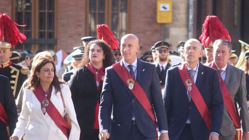 Foro u Oferta de Las Cantaderas en el Claustro de la Catedral de León