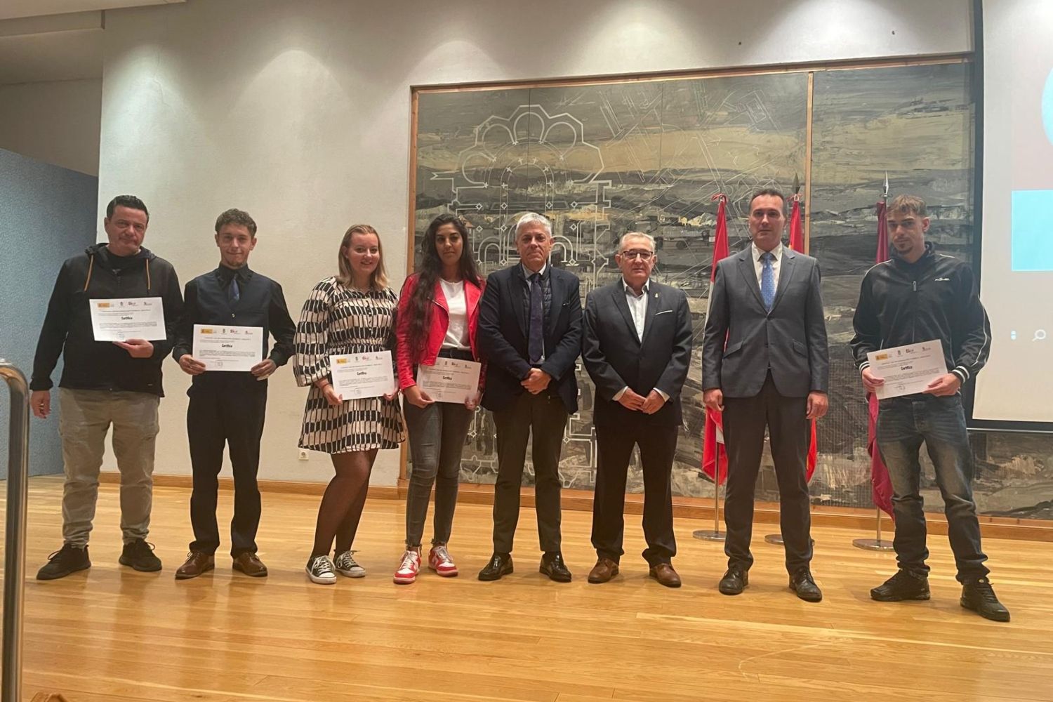 Valverde de la Virgen entrega de diplomas de programas mixtos de formación y empleo