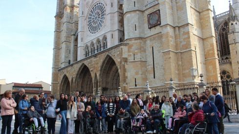 II Marcha Solidaria de Aspace León II Marcha Solidaria de Aspace León