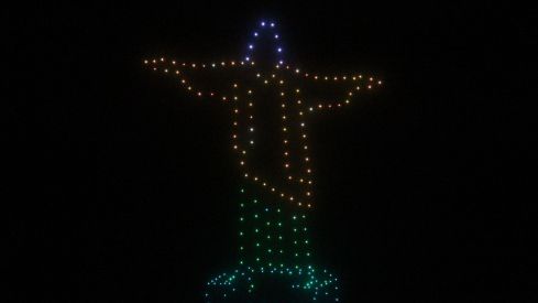 Espectáculo de drones y fuegos artificiales en las fiestas de San Froilán de León