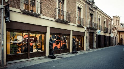 Fachada del Palacio de Gaviria en León | Museo Liceo Egipcio 