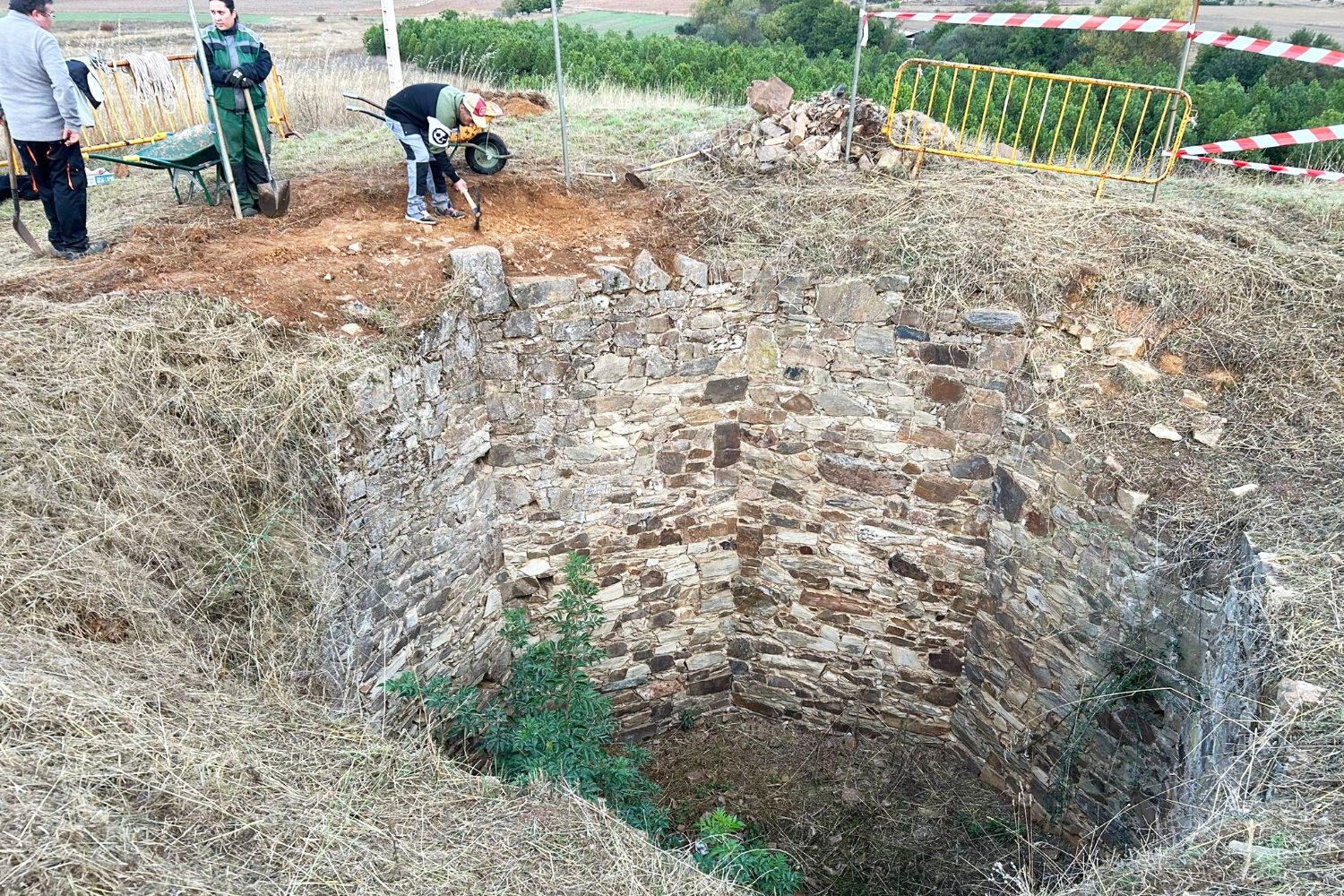 Astorga comienza la puesta en valor del entorno del nevero y las trincheras napoleónicas 