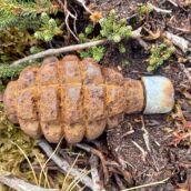 Encuentran una granada de la Guerra Civil en los alrededores de la estación invernal de San Isidro (León) | Foto: Club Alpino Asturiano