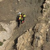 Rescatan a un montañero tras un resbalón en el pico Montihuero en Cabrillanes (León)