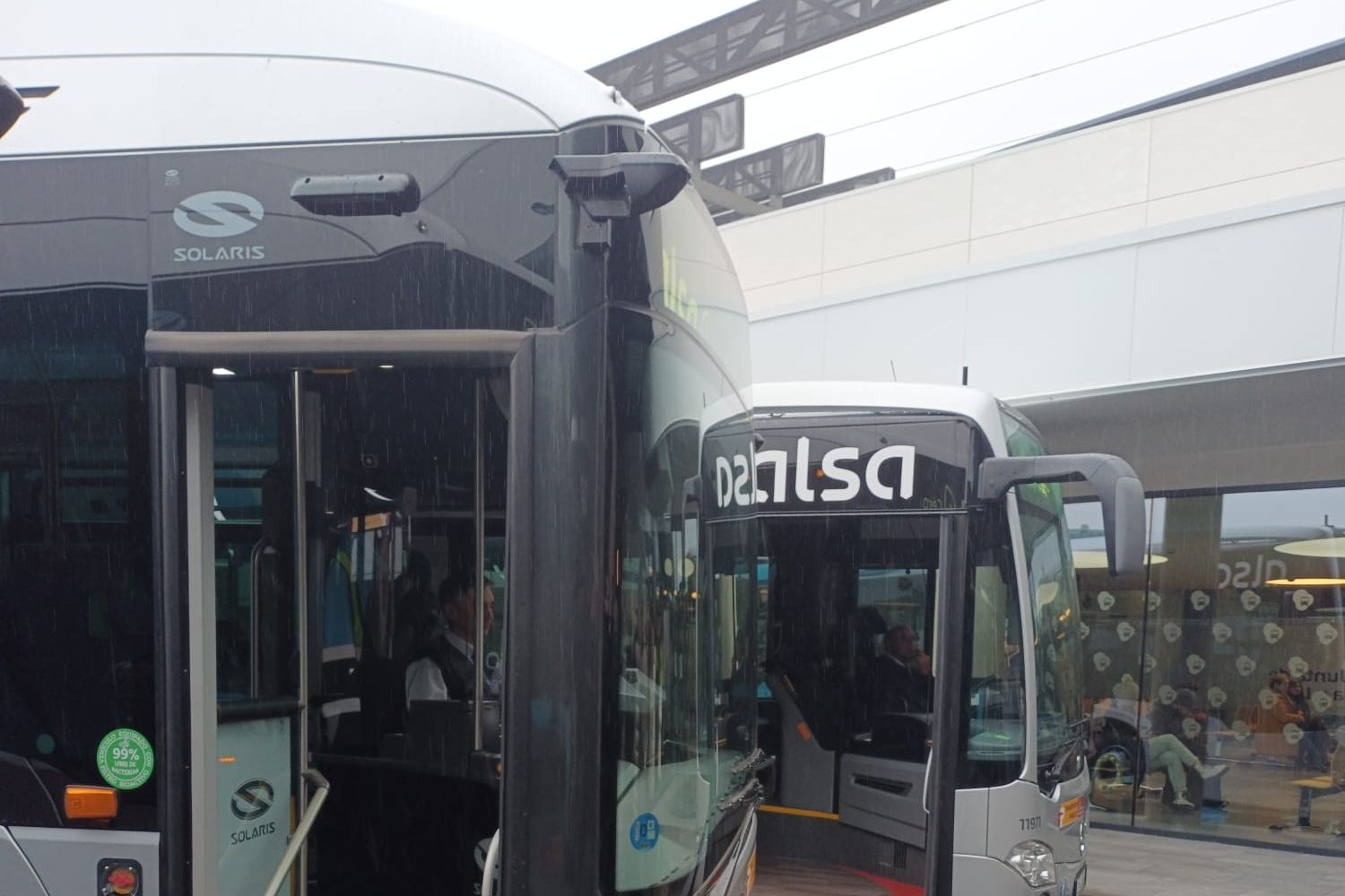 Villaquilambre (León) reduce un 20% el coste del transporte interurbano y solicita a la Junta que asuma sus competencias