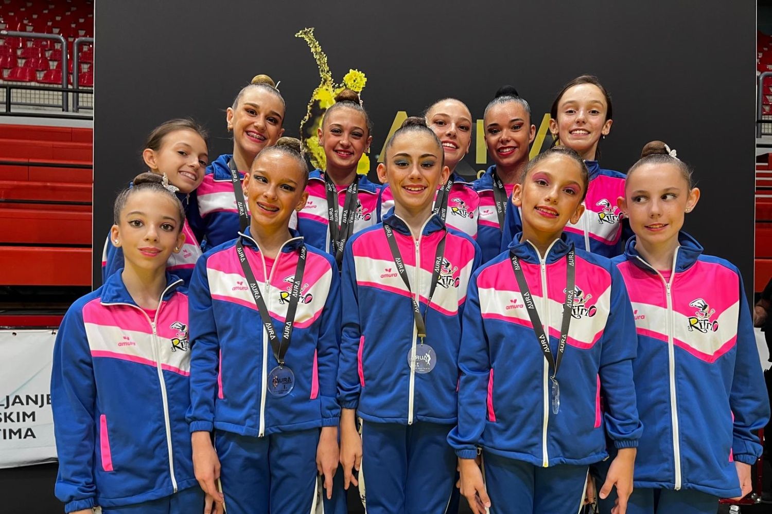 Las gimnastas leonesas del Club Ritmo subieron 16 veces al podio en Zagreb (Croacia)