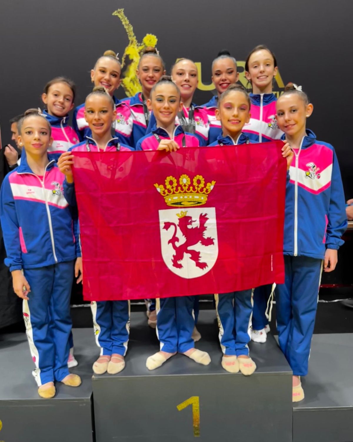 Las gimnastas leonesas del Club Ritmo subieron 16 veces al podio en Zagreb (Croacia)