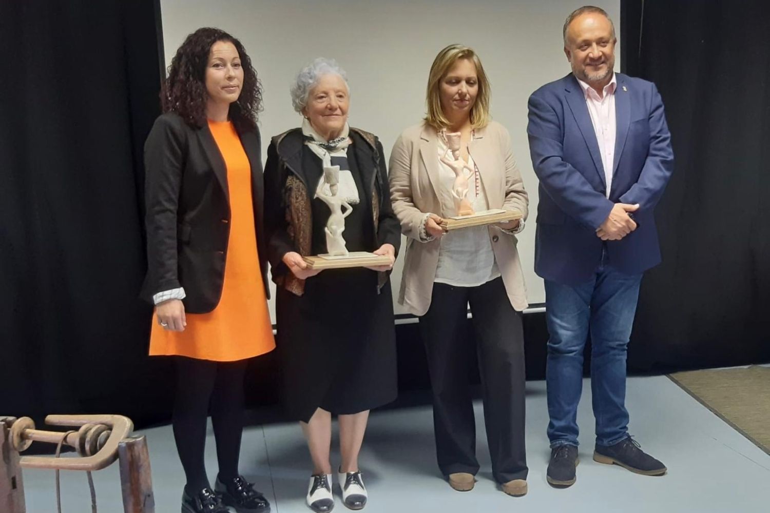 Mª Carmen Marentes e Isabel Gómez reciben los premios Diputación de León a la Mujer Rural 2024  