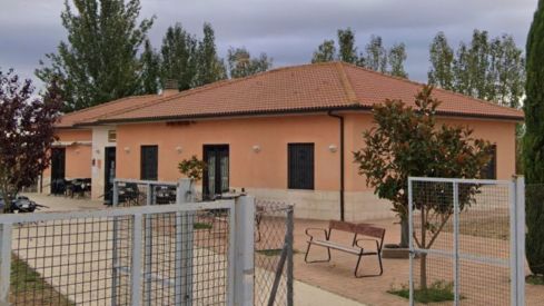 Villamoratiel de las Matas  (León) ofrece la gestión del bar del pueblo y una casa de 100 metros gratis 