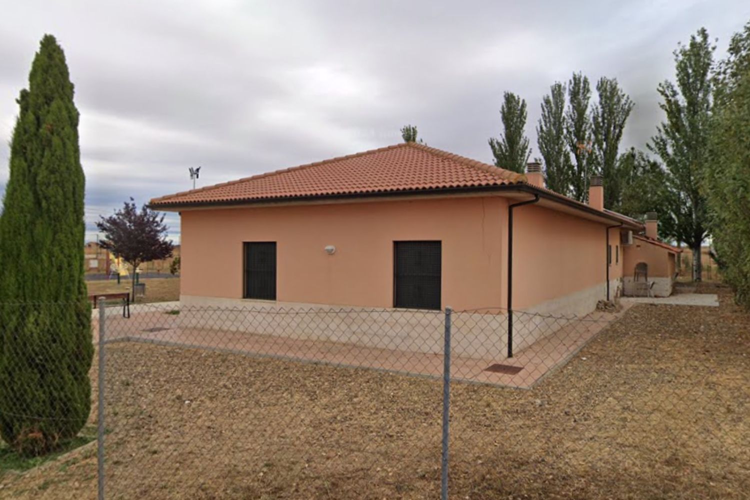 Villamoratiel de las Matas bar (1) Villamoratiel de las Matas bar (1)