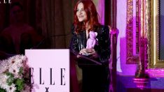 La leonesa Sara García recibiendo el premio ELLE x Hope a la Investigación | ELLE