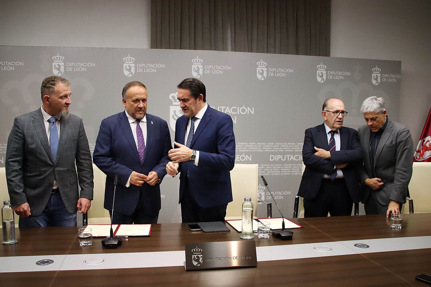 Firma del protocolo para el desarrollo de infraestructuras en la Red Natura 2000 en la provincia de León