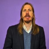 El portavoz de Podemos, Pablo Fernández, exige que se impida la participación de ninguna empresa israelí en el 18ENISE