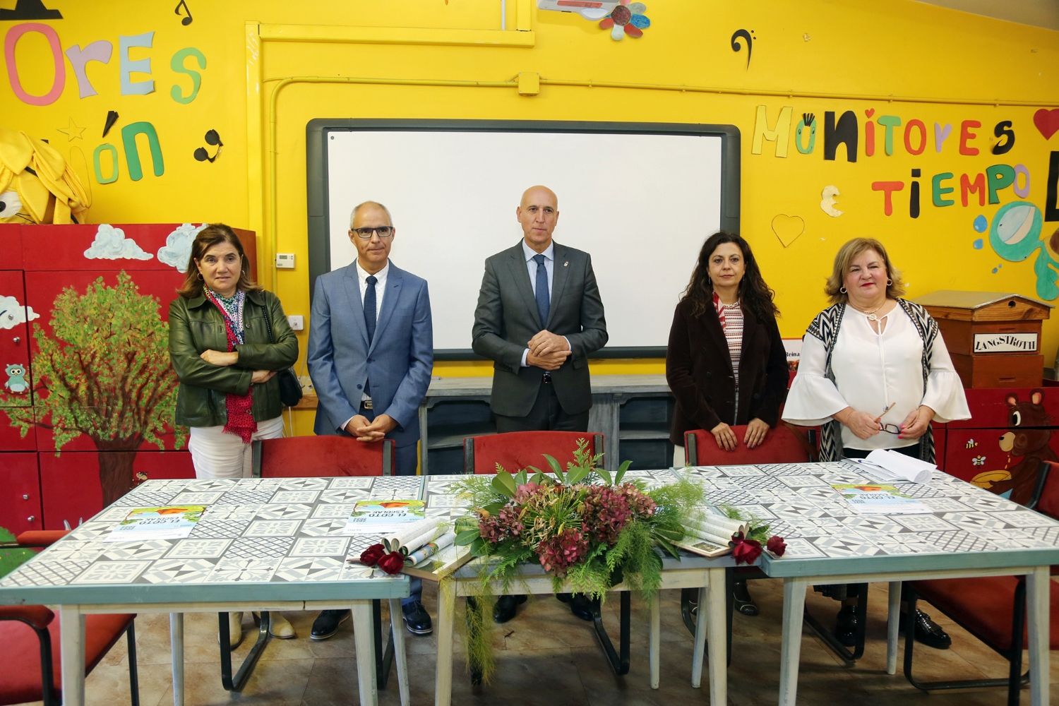 Reunión del alcalde de León con los directores de los centros escolares de la capital