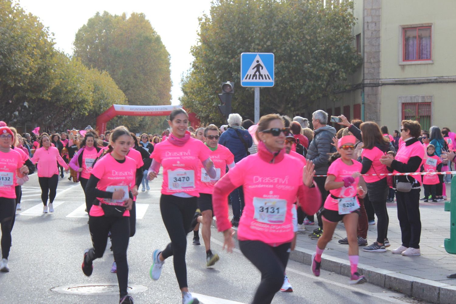 X Carrera de la Mujer contra el Cáncer de Mama Ciudad de León