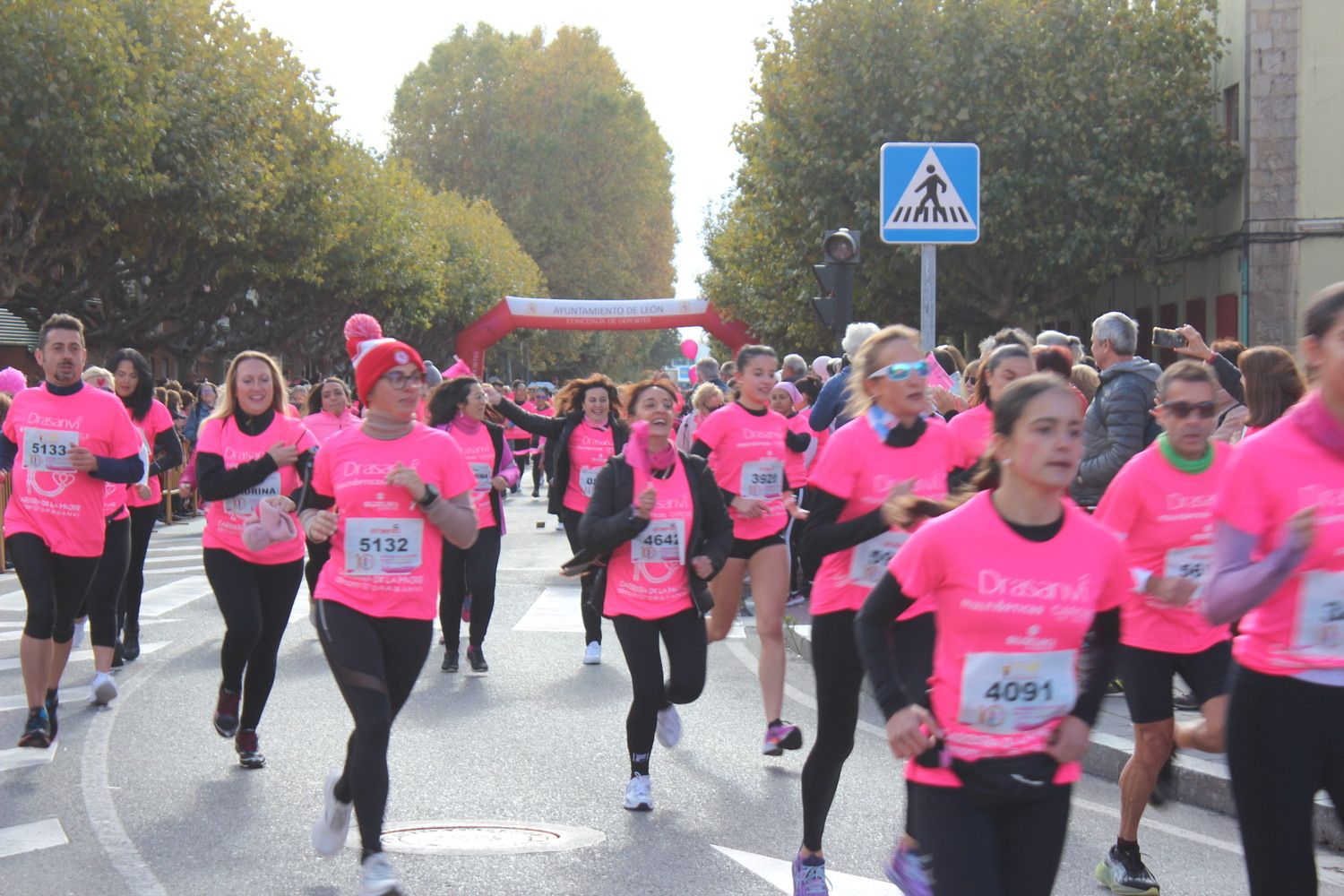 X Carrera de la Mujer contra el Cáncer de Mama Ciudad de León