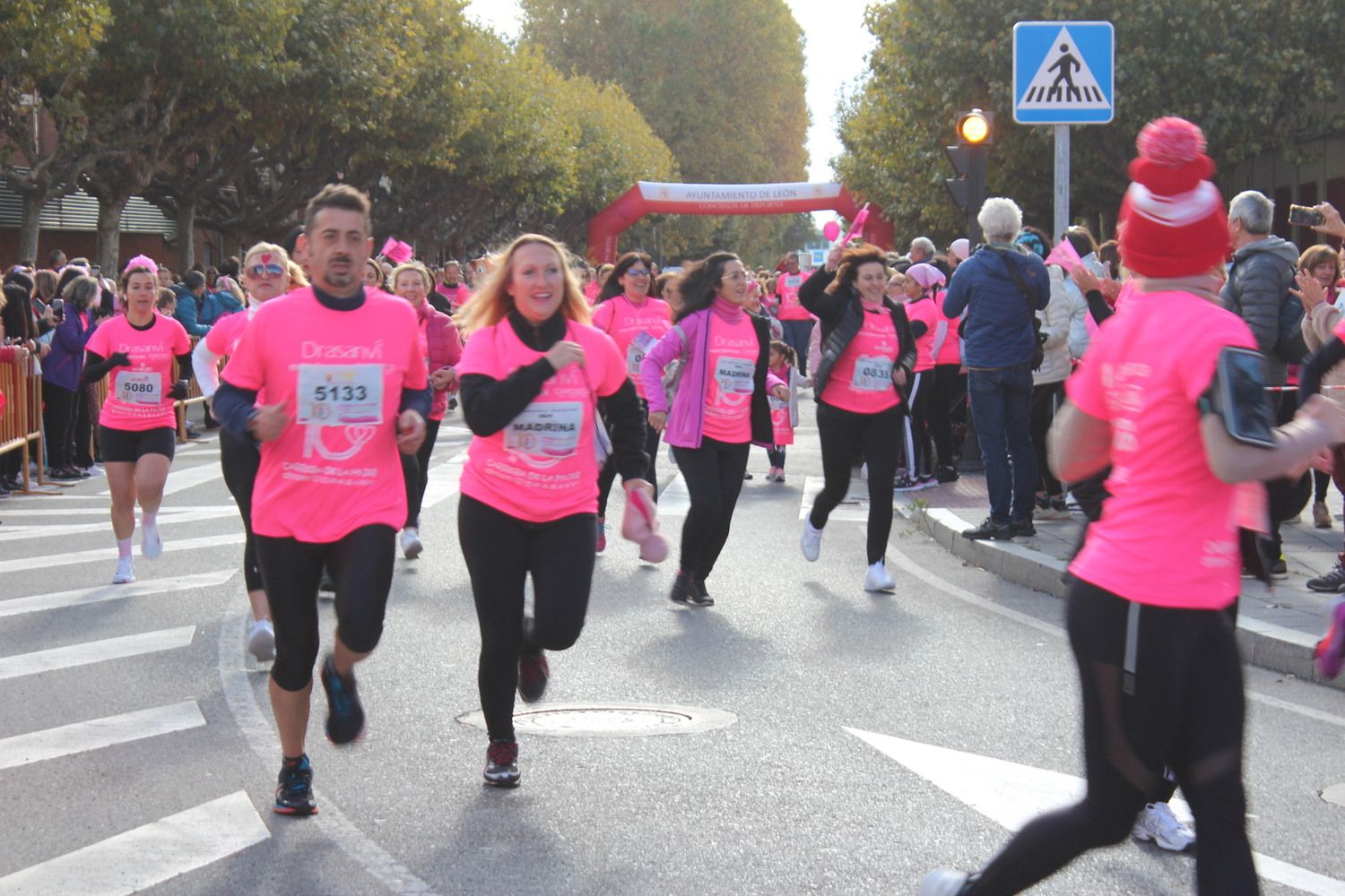 X Carrera de la Mujer contra el Cáncer de Mama Ciudad de León