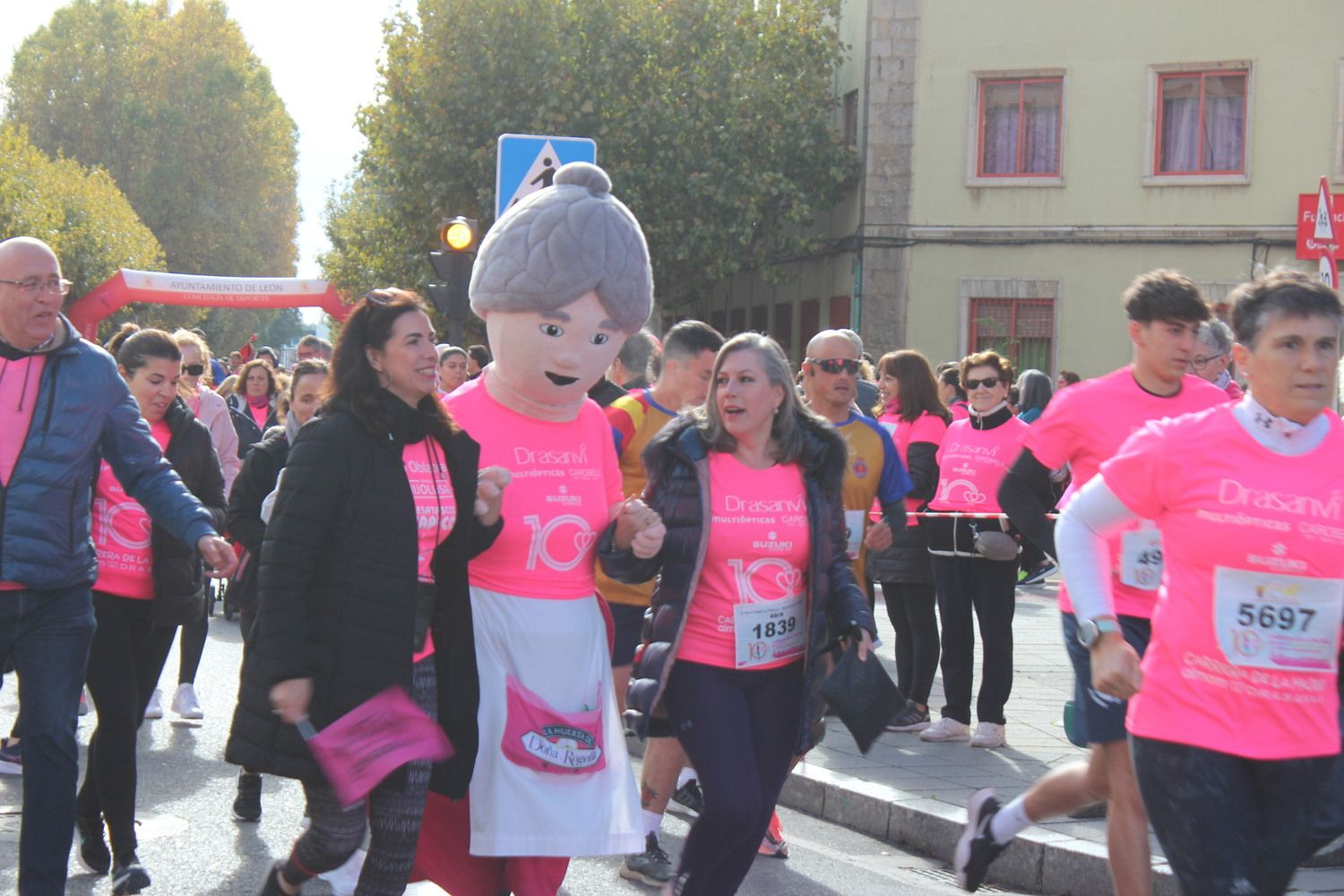 X Carrera de la Mujer contra el Cáncer de Mama Ciudad de León