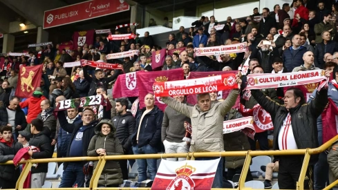 Así se vivió el derbi entre la Cultural y la Ponferradina