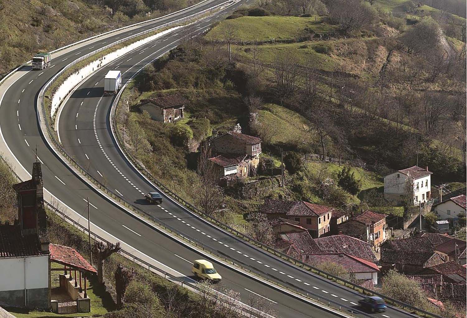 AP-66 entre Campomanes (Asturias) y León